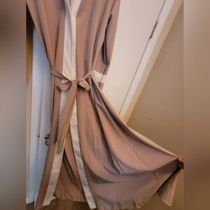 Beige and white modern abaya